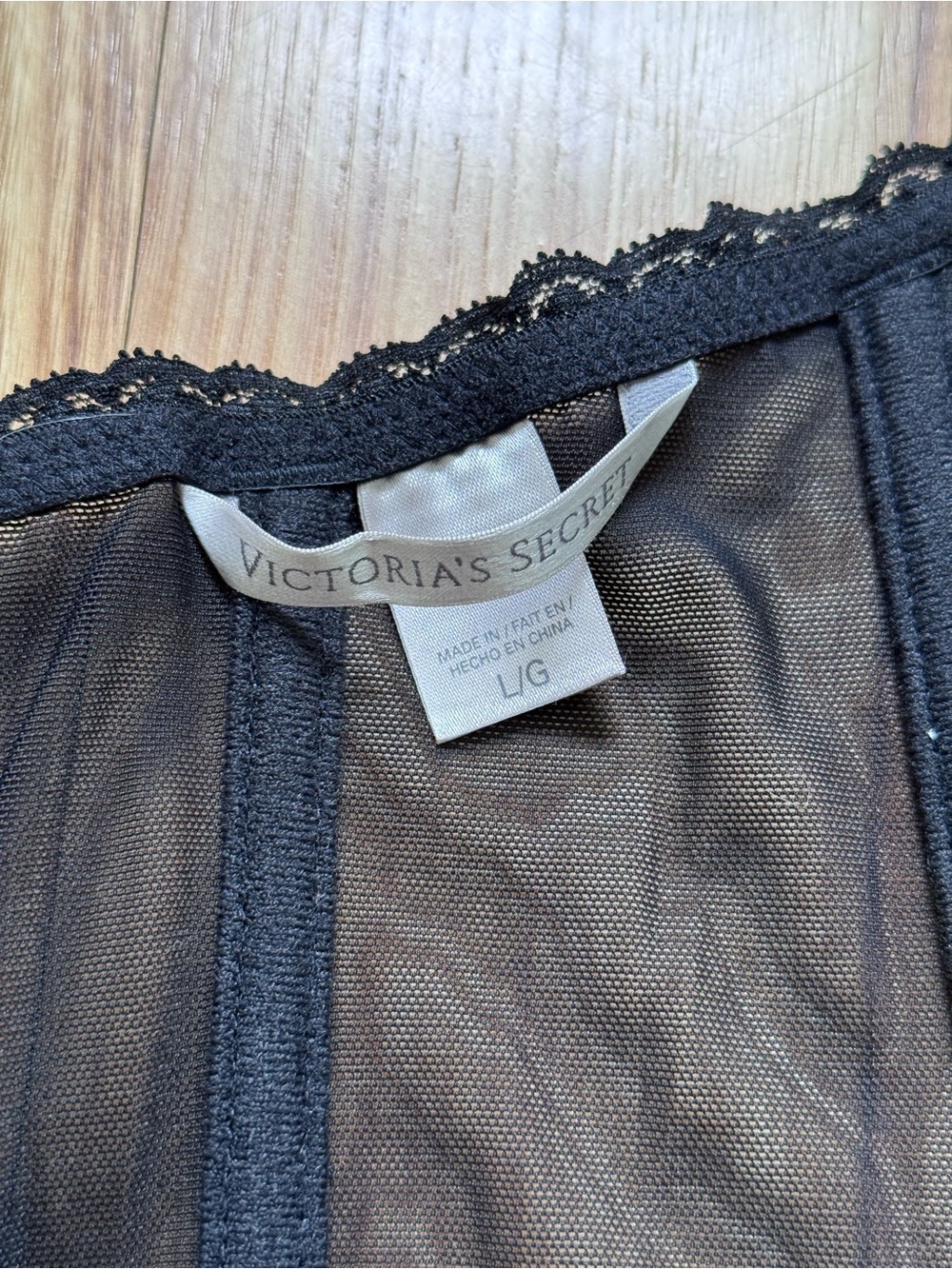 Victoria's Secret black and ivory lace corset top with eyelet front hooks - Picture 8 of 8
